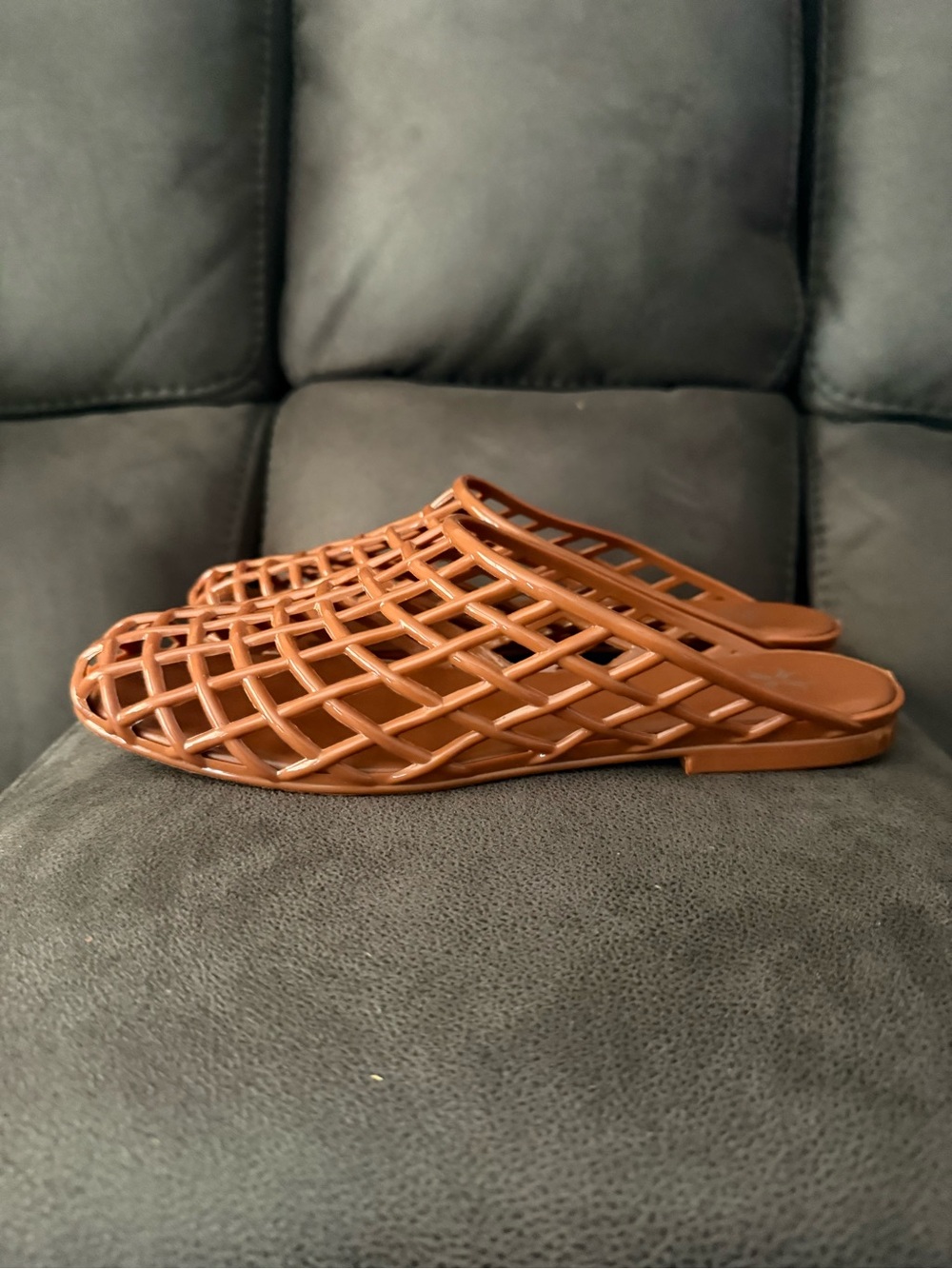 JELAVU Women's Brown Woven Slip-On Flats size 7